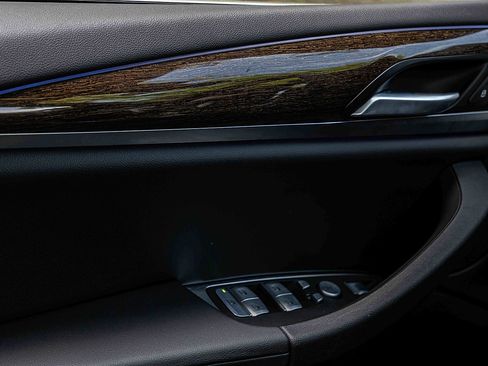 Used 2024 BMW X4 xDrive30i w/ Parking Assistance Package image 15