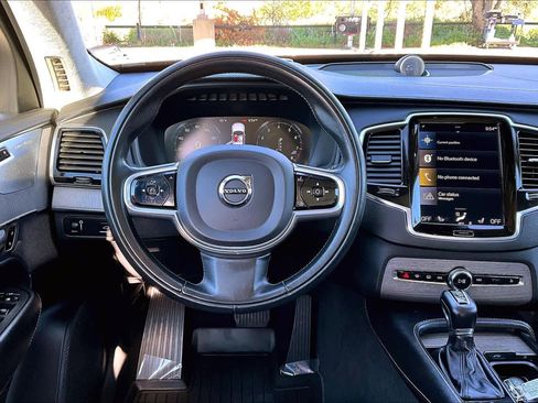 Used 2020 Volvo XC90 T6 Inscription w/ Protection Package Premier image 5