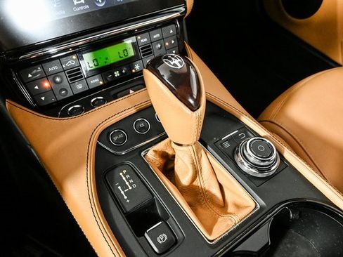 Used 2018 Maserati GranTurismo Sport image 18