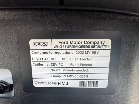 Used 2023 Ford Mustang Mach-E Select RWD image 21