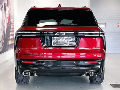 Used 2024 Chevrolet Traverse RS AWD/4WD image 5