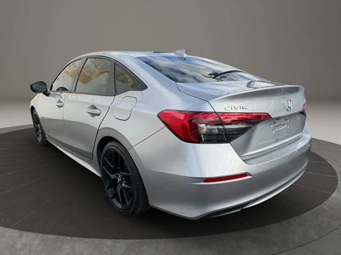 Used 2024 Honda Civic Sport image 7