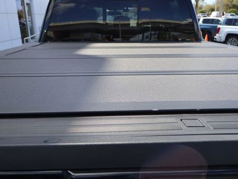 Used 2020 GMC Yukon Denali w/ Denali Premium Package image 17