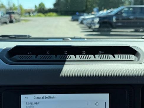 Certified 2023 Ford Bronco Badlands AWD/4WD image 48