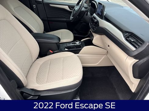 Used 2022 Ford Escape SE w/ Convenience Package AWD/4WD image 15