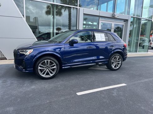 Used 2025 Audi Q3 2.0T Premium AWD/4WD image 3