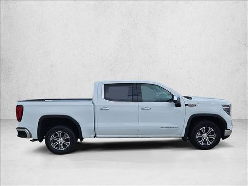 Used 2026 GMC Sierra 1500 SLT RWD image 4