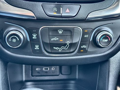 Used 2023 Chevrolet Equinox LT AWD/4WD image 18