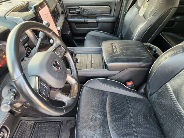 Used 2025 RAM 3500 Limited AWD/4WD image 12