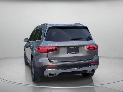 Used 2026 Mercedes-Benz GLB 250 w/ Exclusive Package image 22