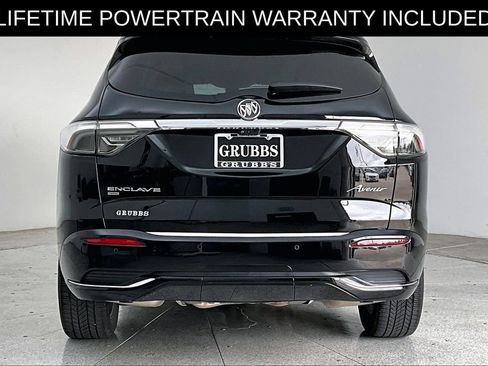 Used 2023 Buick Enclave Avenir w/ Avenir Technology Package AWD/4WD image 5