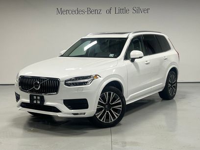 Used 2021 Volvo XC90 T6 Momentum w/ Climate Package