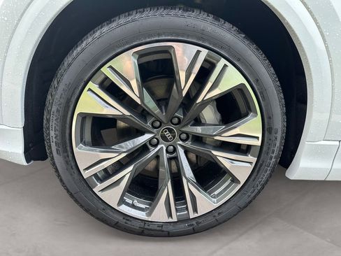 New 2026 Audi Q8 Premium Plus image 14