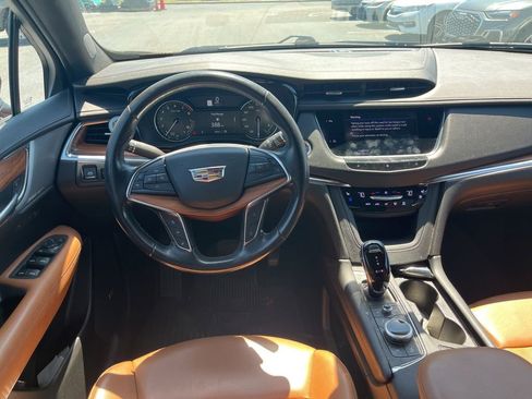Used 2020 Cadillac XT5 Premium Luxury AWD/4WD image 3