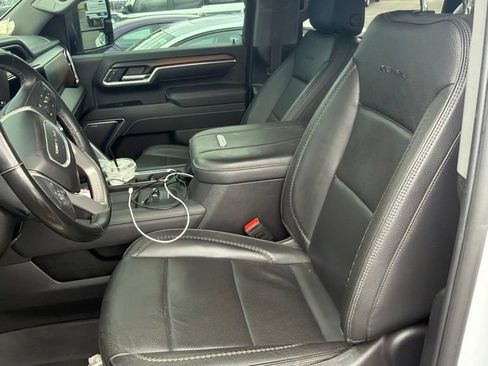 Used 2025 GMC Sierra 3500 Denali w/ Denali Reserve Package AWD/4WD image 11