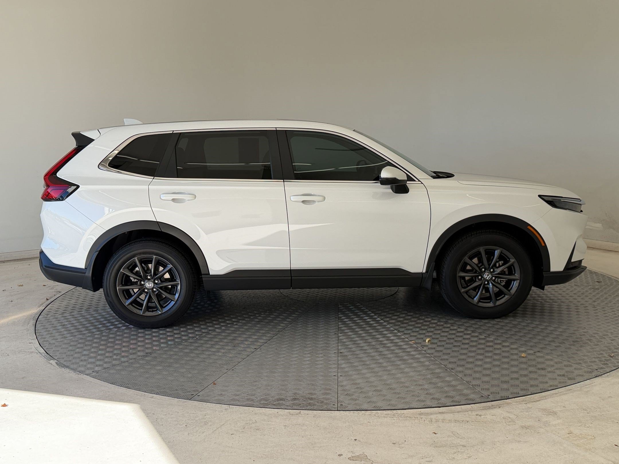 Used 2026 Honda CR-V EX-L image 8