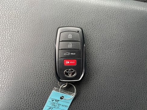 Used 2025 Toyota Camry LE image 22