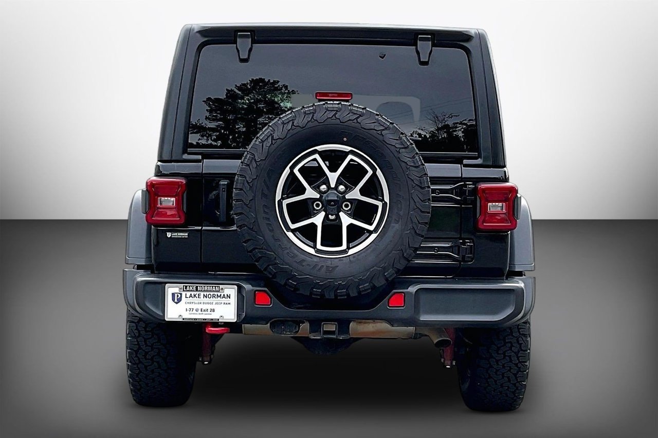 Certified 2024 Jeep Wrangler Unlimited Rubicon AWD/4WD image 7