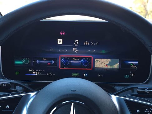 Used 2023 Mercedes-Benz EQE 500 4MATIC SUV image 34