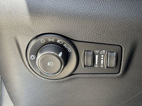 New 2026 Jeep Compass Latitude AWD/4WD image 20