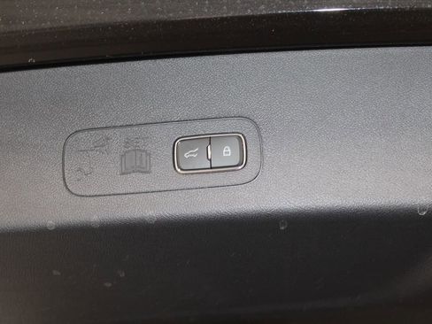 Used 2025 Lincoln Aviator Reserve image 19