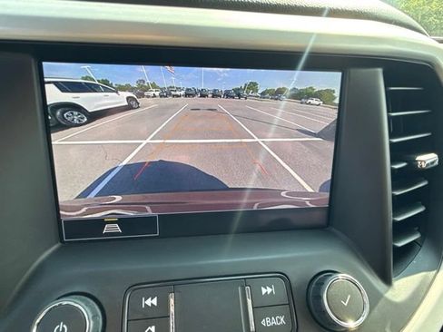 Used 2023 GMC Acadia SLT AWD/4WD image 24
