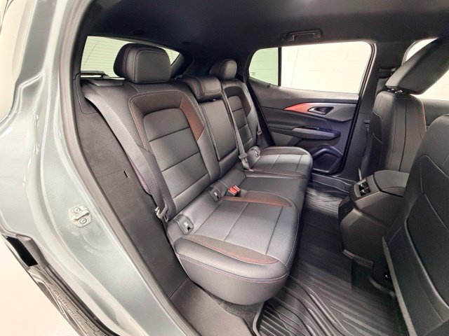 Certified 2026 Chevrolet Equinox EV RS FWD image 22