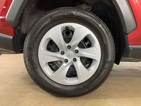 Used 2024 Toyota RAV4 LE image 36