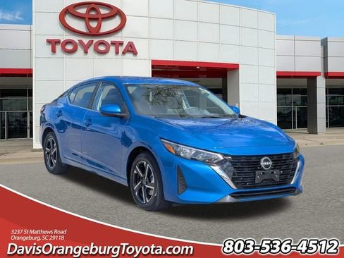 Used 2025 Nissan Sentra SV image 1