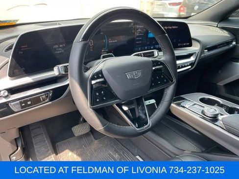 Used 2024 Cadillac Lyriq Sport AWD/4WD image 7