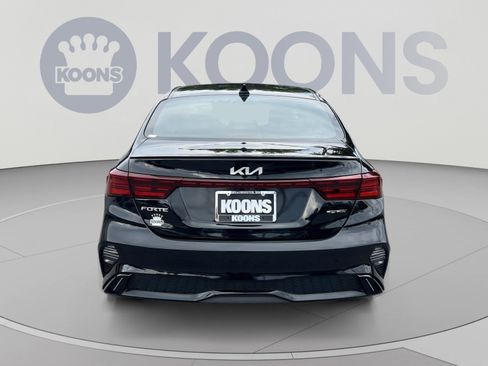 Used 2023 Kia Forte GT-Line w/ GT-Line Technology Package FWD image 5