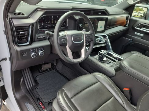 Used 2024 GMC Sierra 1500 Denali w/ Denali Reserve Package AWD/4WD image 18