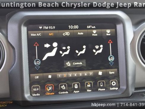 Used 2022 Jeep Wrangler Unlimited Sport image 21