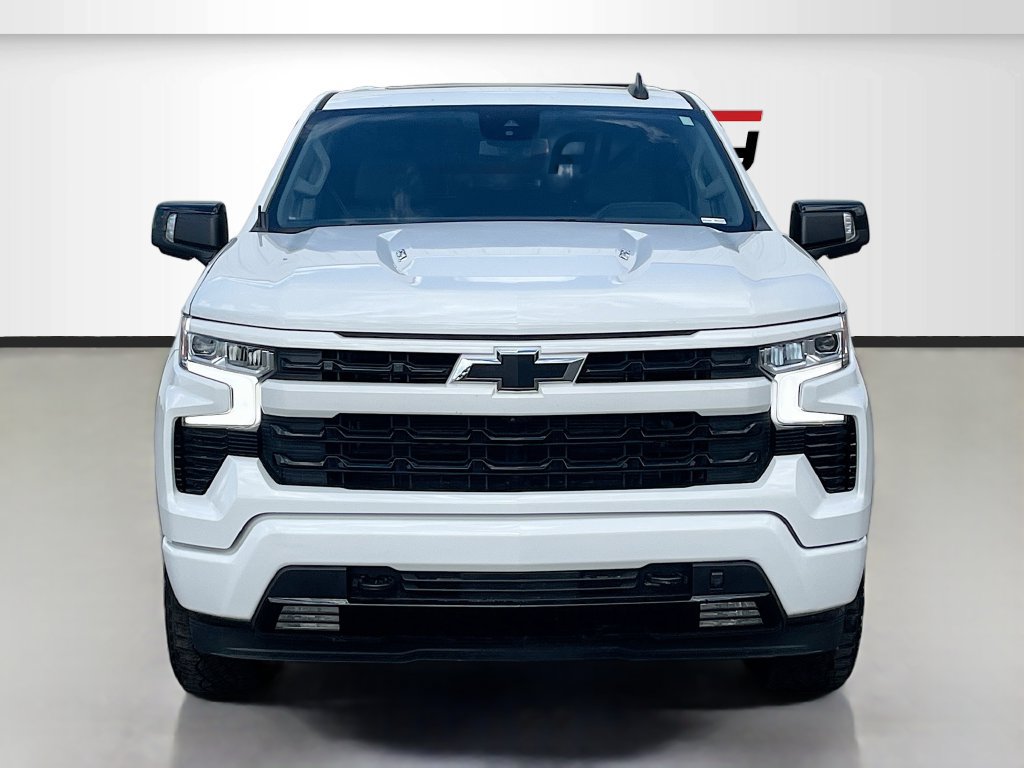Used 2023 Chevrolet Silverado 1500 RST AWD/4WD image 2