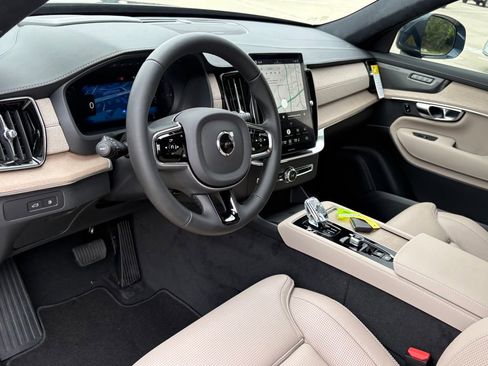 New 2026 Volvo XC90 T8 Ultra w/ Lounge Package AWD/4WD image 13
