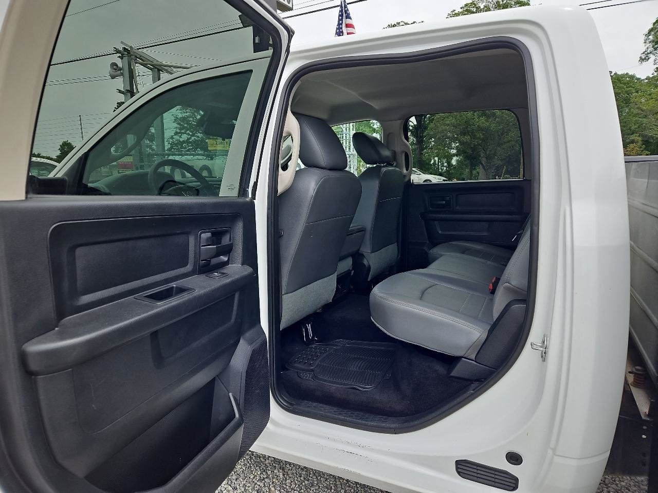 Used 2016 RAM 3500 Tradesman AWD/4WD image 15