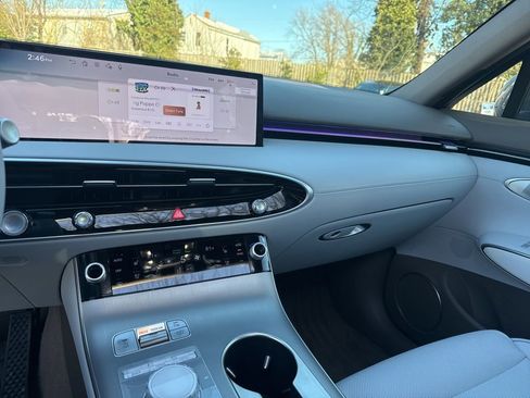 New 2026 Genesis GV70 2.5T Advanced image 18