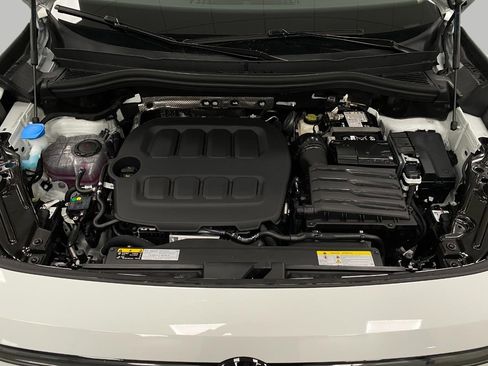 New 2026 Volkswagen Tiguan SE AWD/4WD image 11