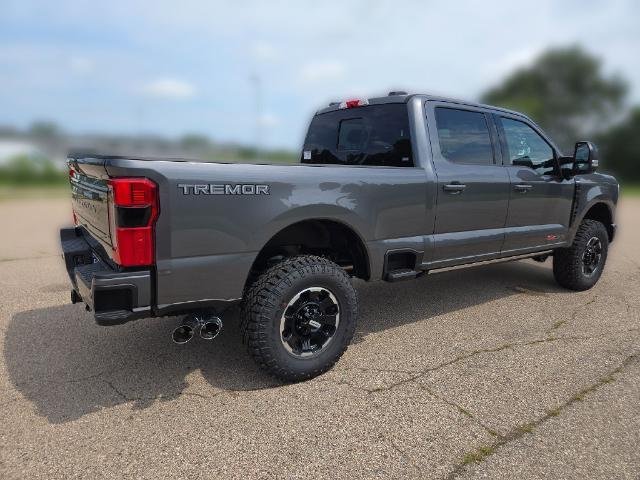 New 2026 Ford F250 Platinum w/ Tremor Off-Road Package AWD/4WD image 28