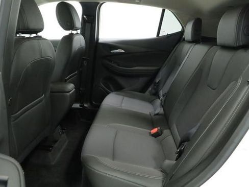 Used 2024 Buick Encore GX Preferred FWD image 34