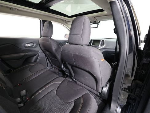 Used 2016 Jeep Cherokee 75th Anniversary image 19