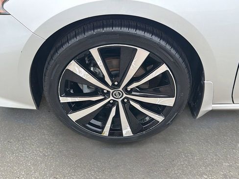Used 2022 Nissan Altima 2.5 SR FWD image 37