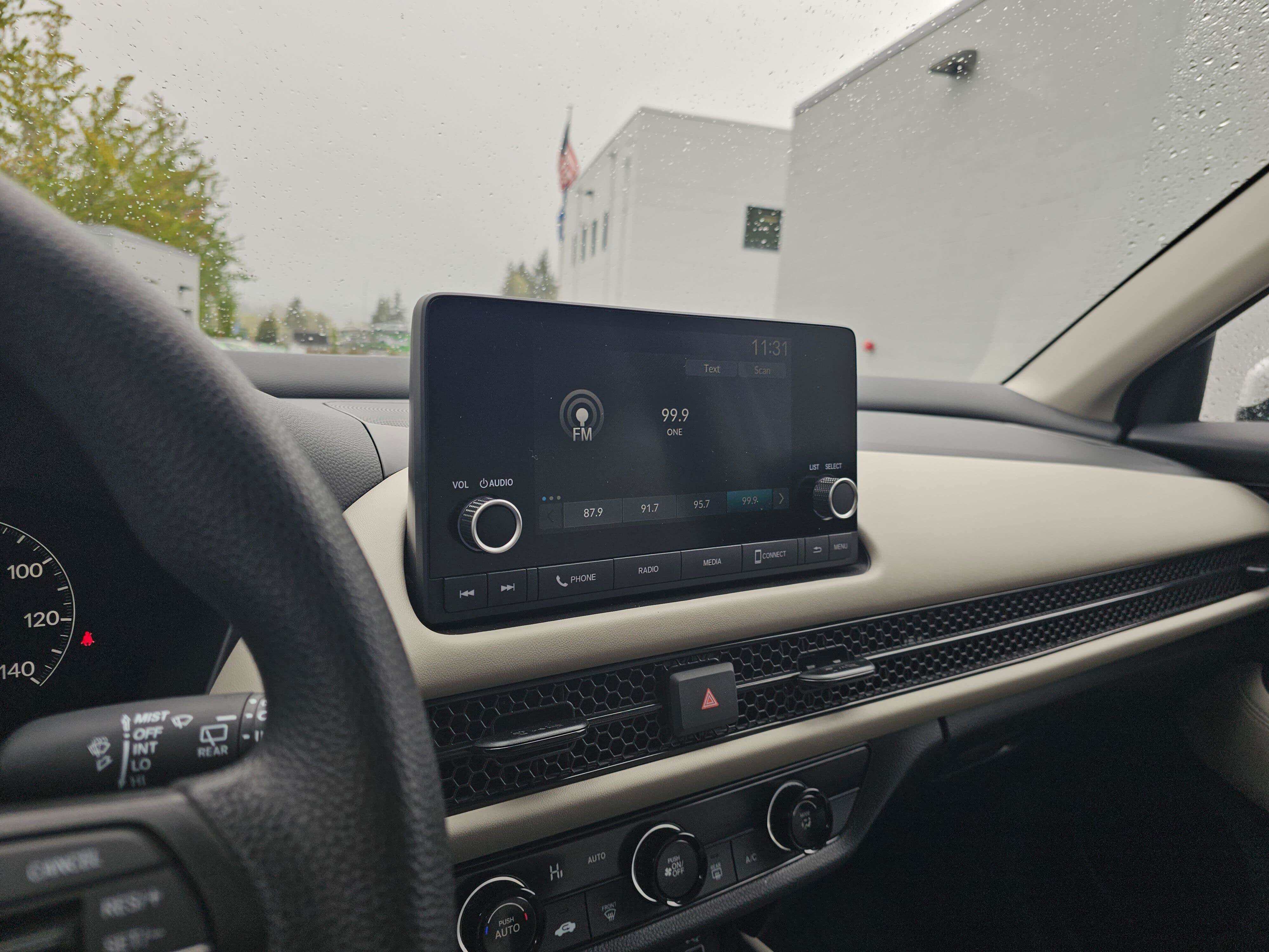 Used 2025 Honda HR-V LX image 27