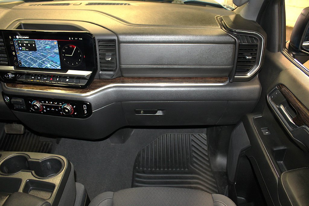 Used 2023 GMC Sierra 1500 Elevation AWD/4WD image 33