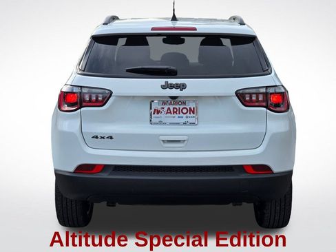New 2026 Jeep Compass Latitude AWD/4WD image 18