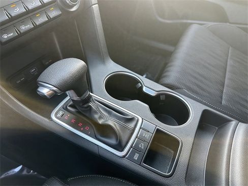 Used 2020 Kia Sportage LX image 25