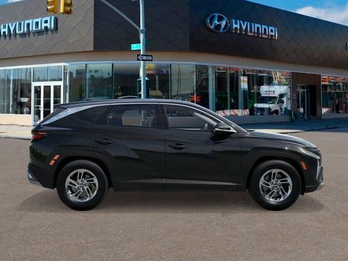New 2026 Hyundai Tucson SE AWD/4WD image 7
