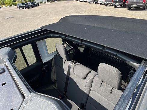 Used 2020 Jeep Wrangler Unlimited Sahara w/ Safety Group image 35