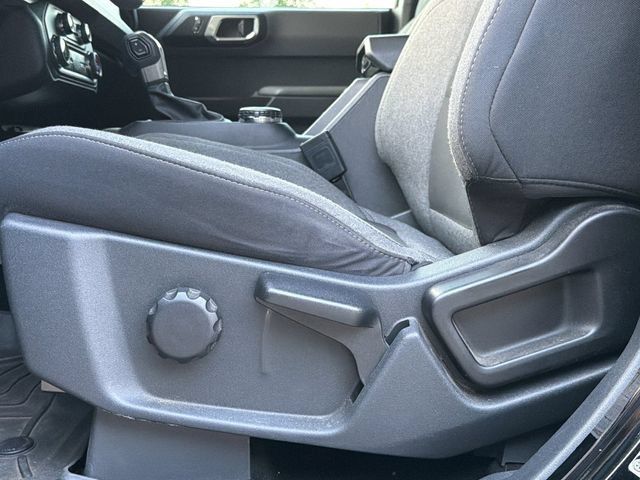 Used 2022 Ford Bronco 4-Door AWD/4WD image 19