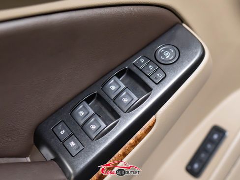 Used 2020 Chevrolet Tahoe Premier w/ RST 6.2L Performance Edition image 40